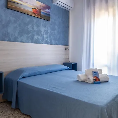 Laura Hotel