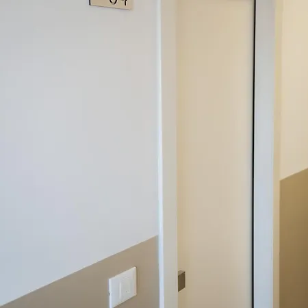 Laura * كافالّينو